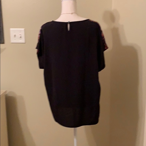 Vida Blouse Size XL - Picture 2 of 5